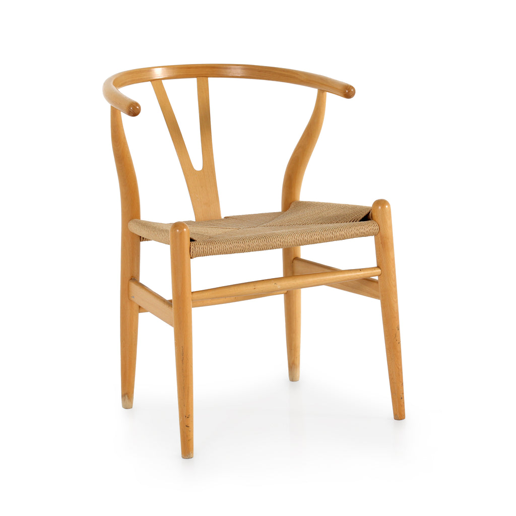 Light Wood Mid Century Wishbone Dining Chair