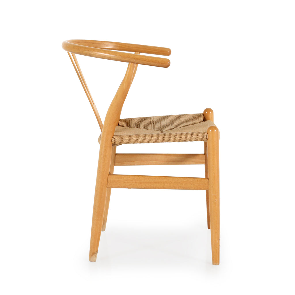 Light Wood Mid Century Wishbone Dining Chair