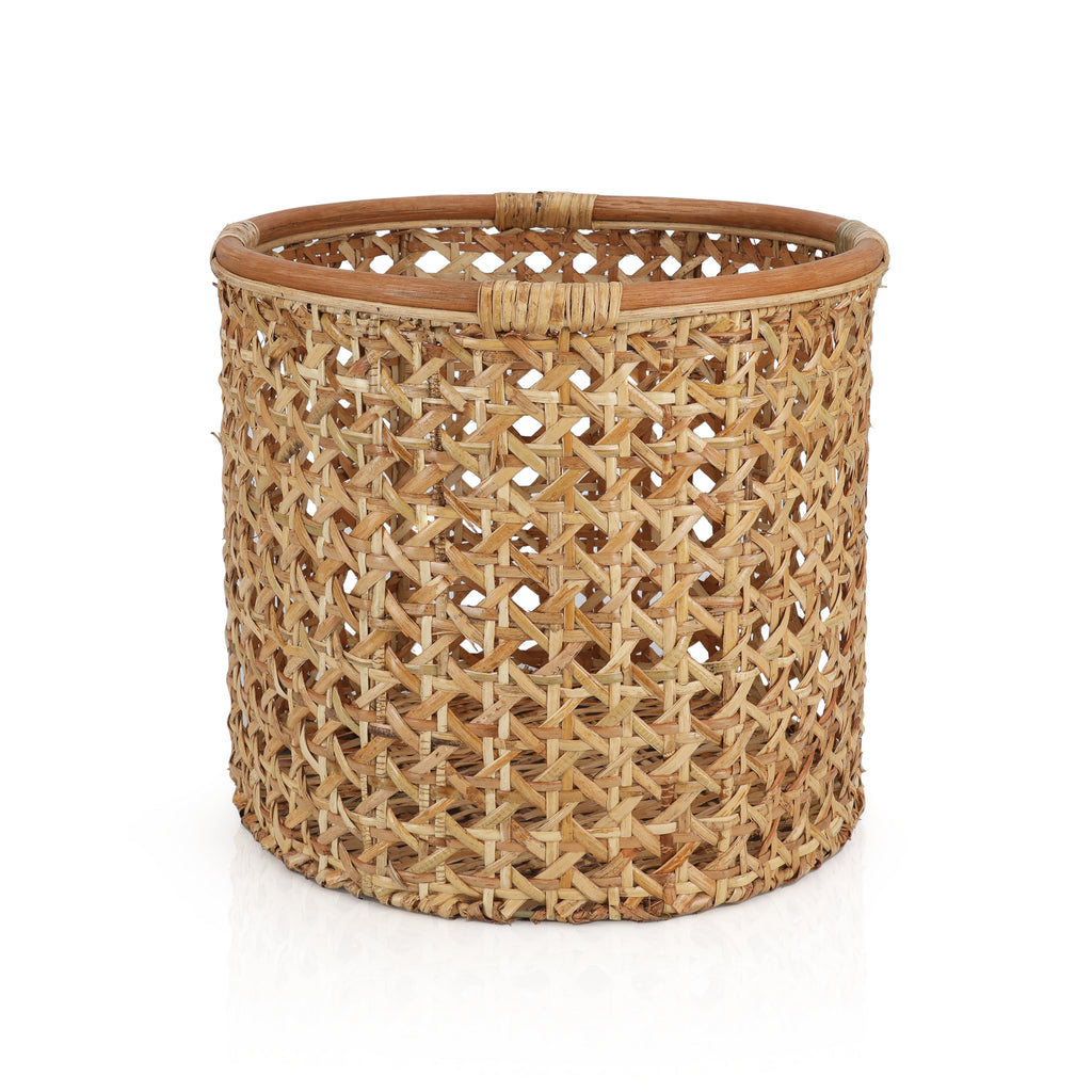 Woven Mesh Wicker Basket - Medium