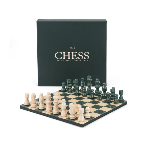 Green Chess Set w/ Box (A+D)