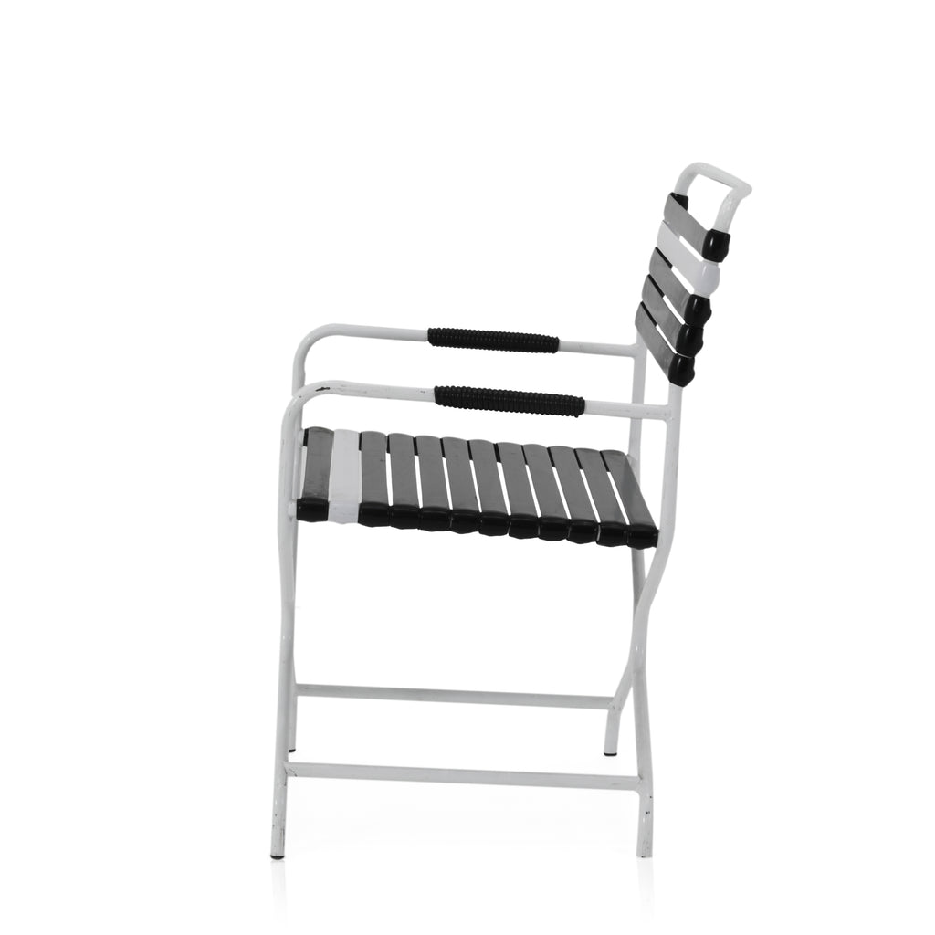 Black and White Outdoor Dining Set