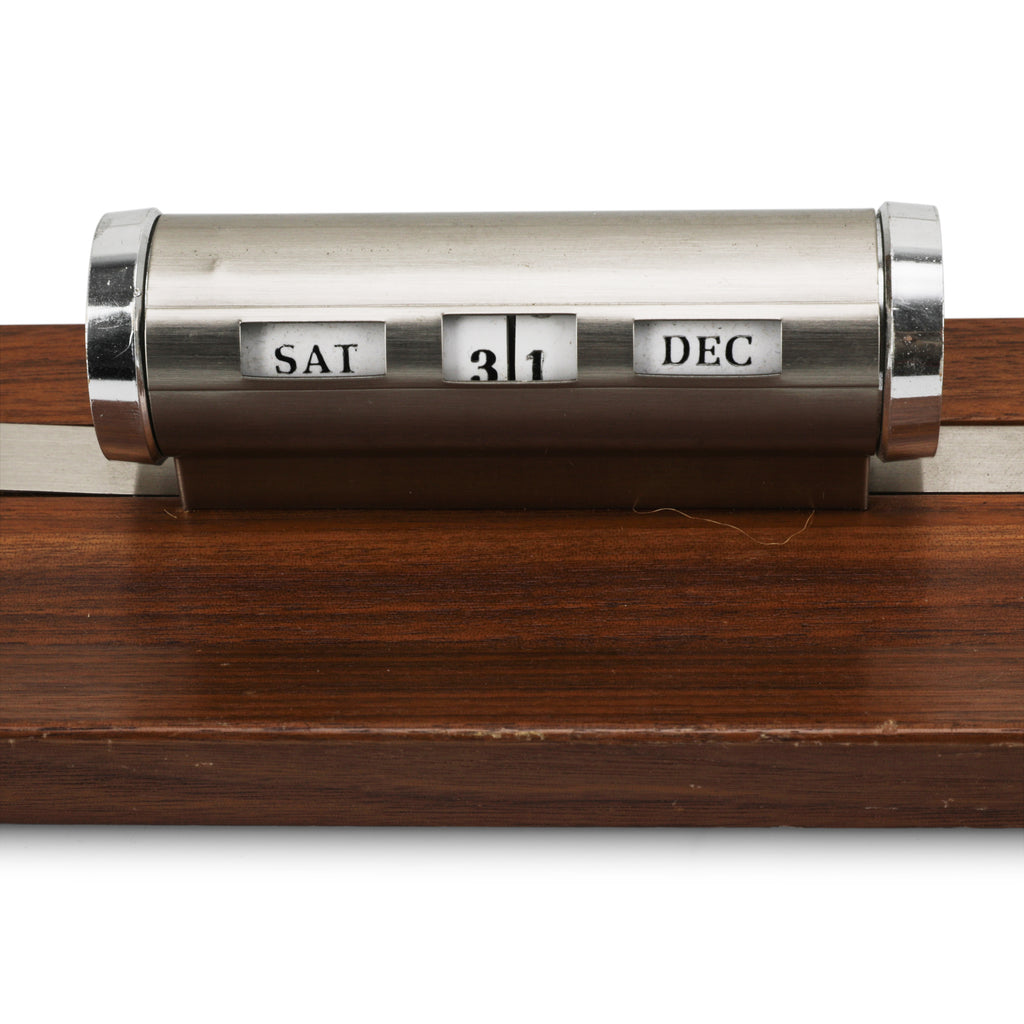 Desk Calendar / Pen Holder