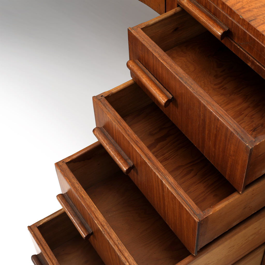 Large Curved Concierge Desk