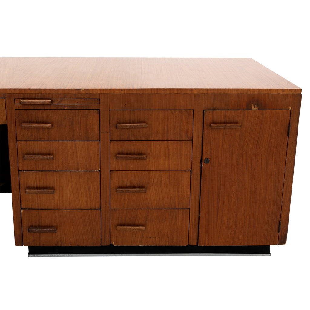 Large Curved Concierge Desk