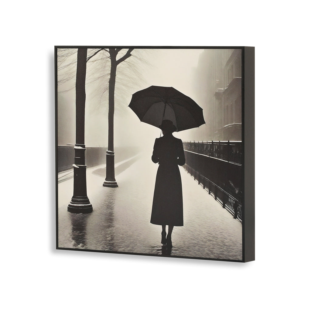 1357 (A+D) BW Woman Umbrella
