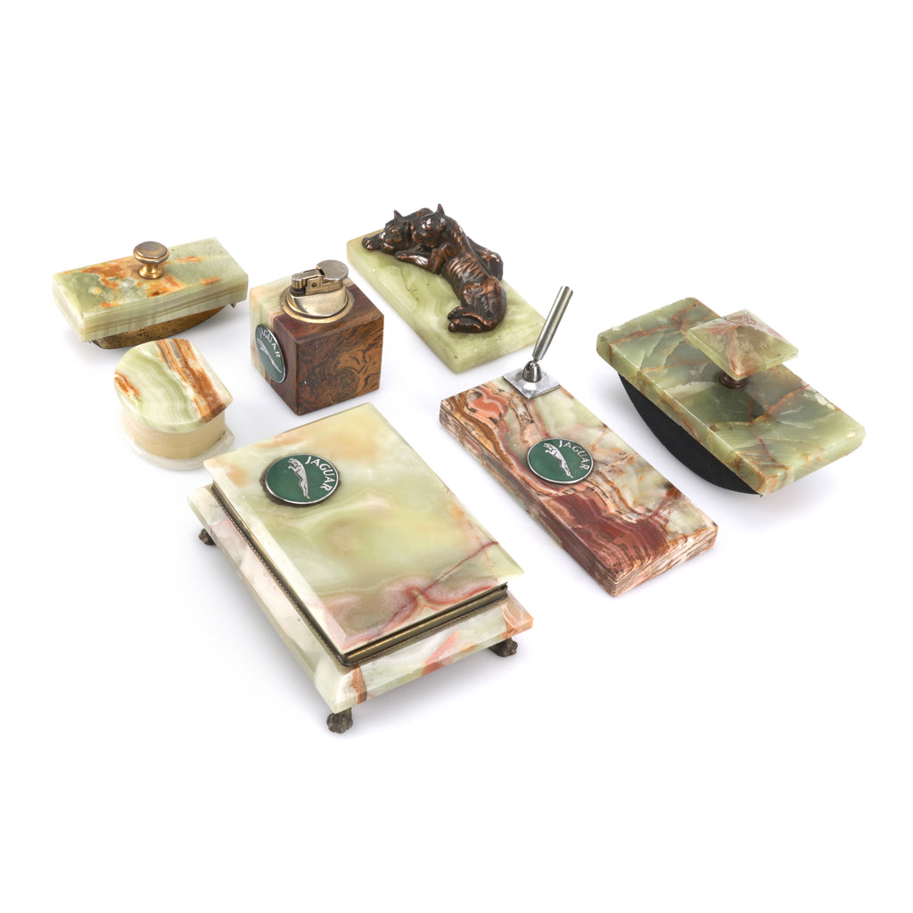 Jade Clamshell Box (A+D)