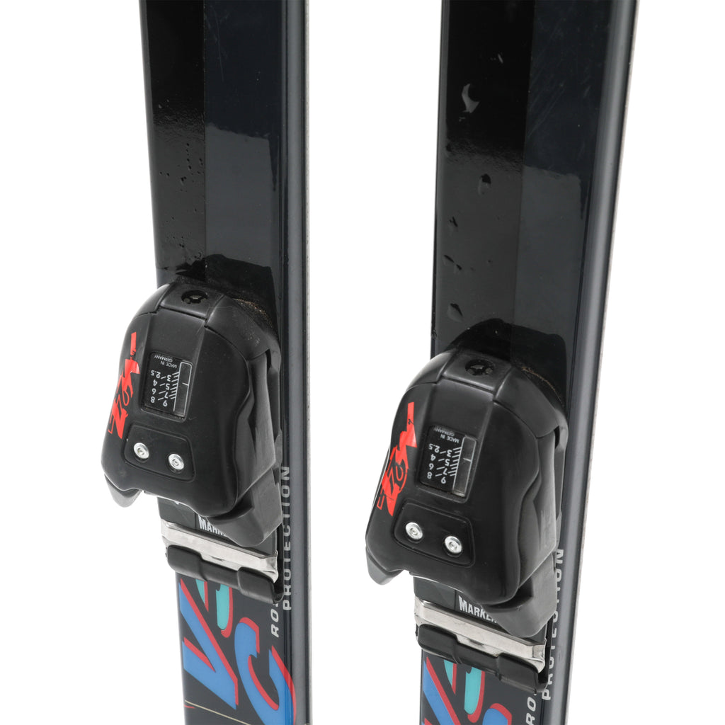 Black & White Skis
