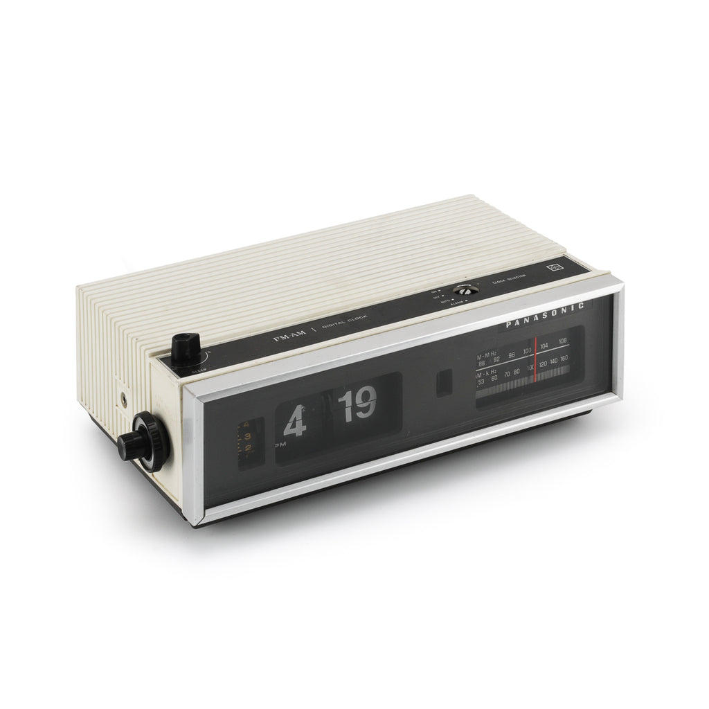 White Panasonic Clock Radio