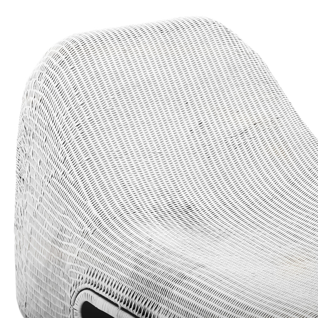 Off-White Huge Rattan Outdoor Chaise Lounge