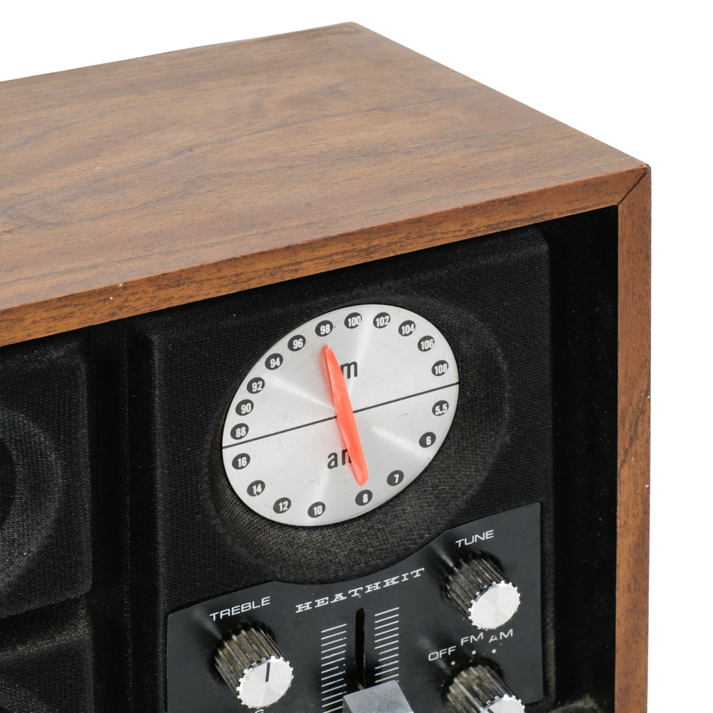 Wood Grain Heathkit AM / FM Tube Radio