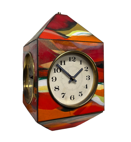 Geometric Multicolored Clock