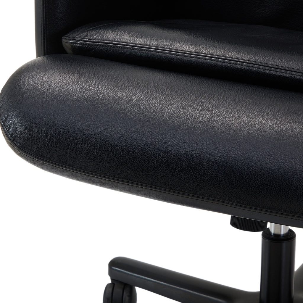 Black Plush Rolling Office Chair