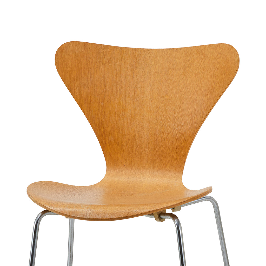 Wood Light Curved Contemporary Chair