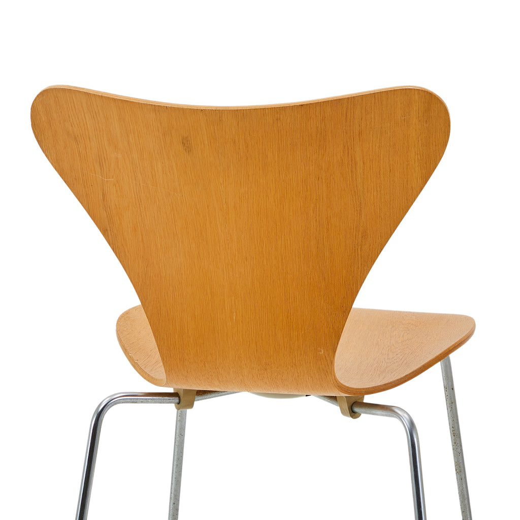 Wood Light Curved Contemporary Chair