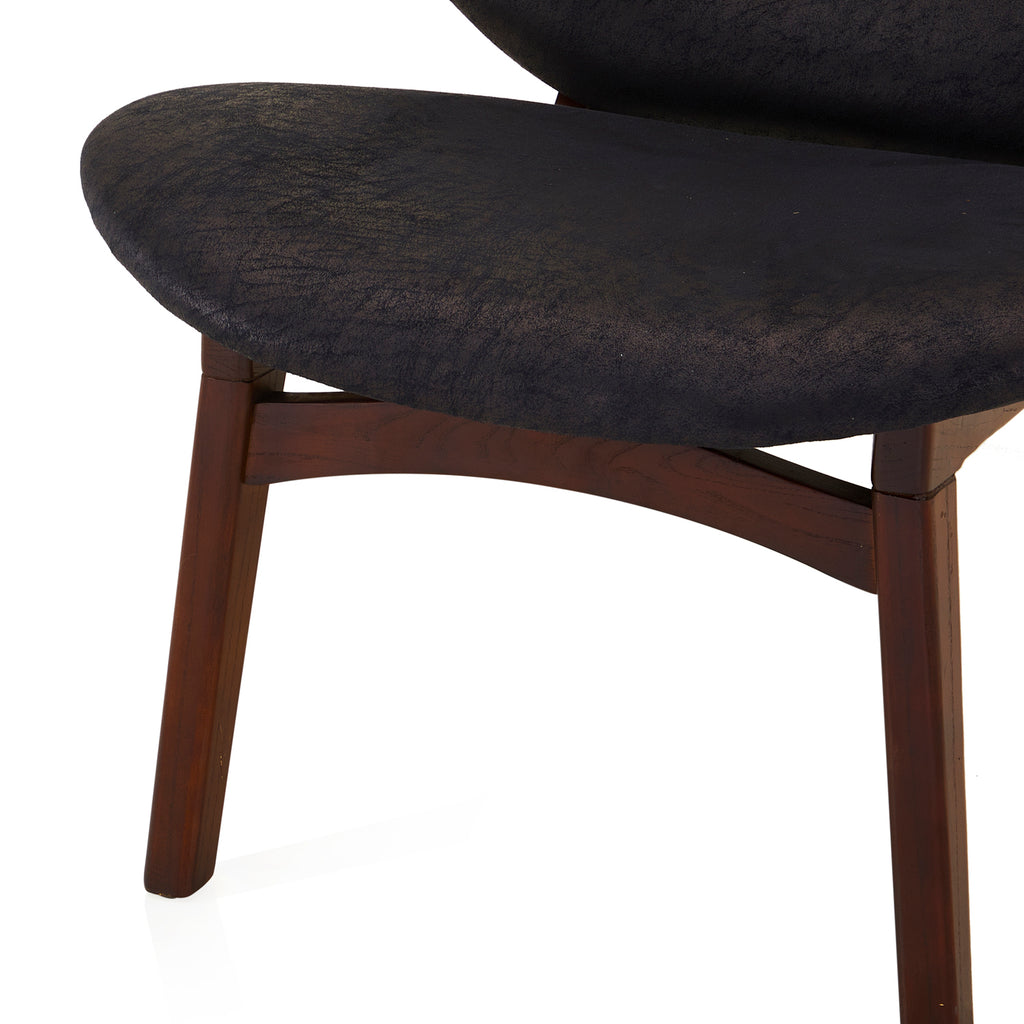 Black 4-Pad Modern Lounge Chair