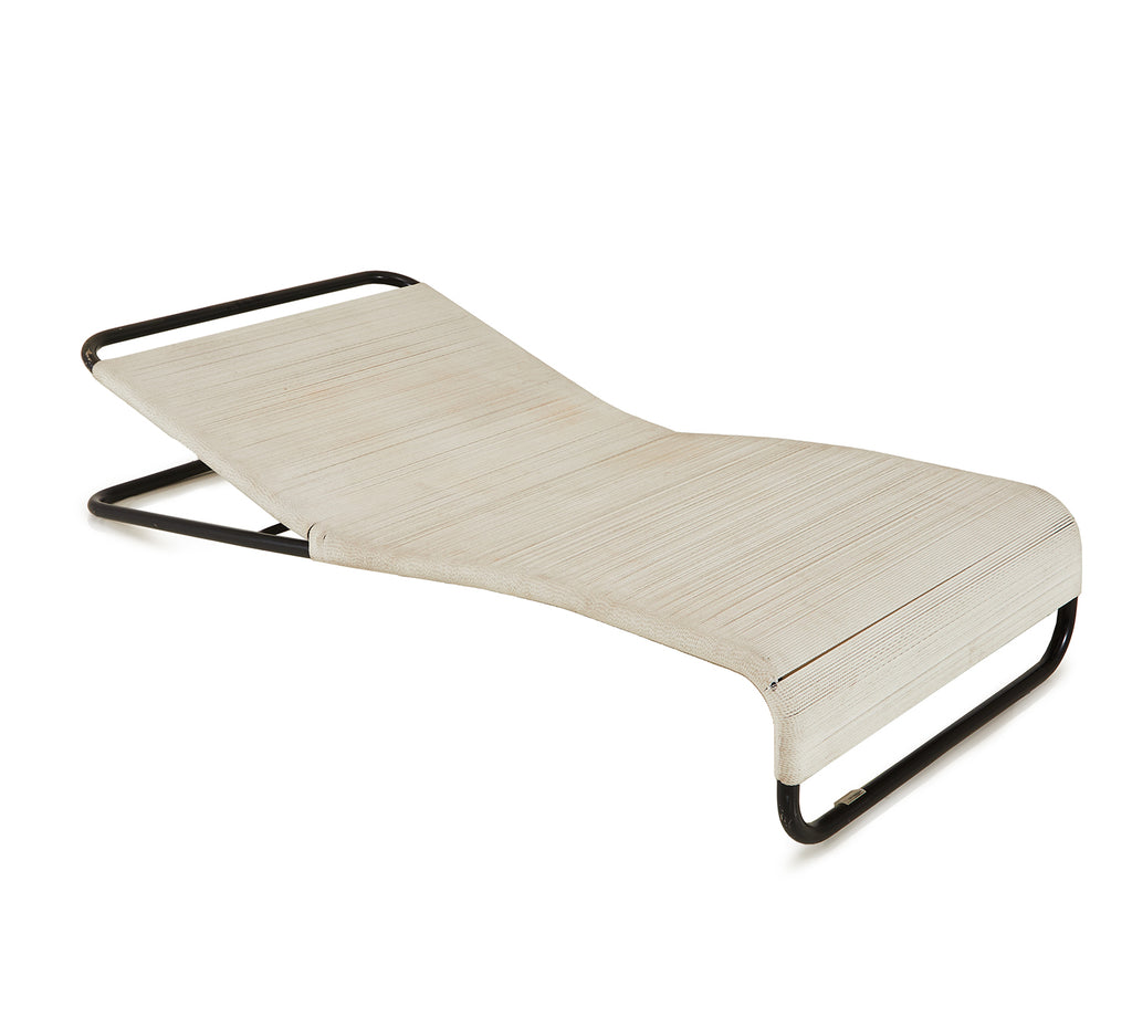 Case Study #22 Chaise Lounge with Black Frame
