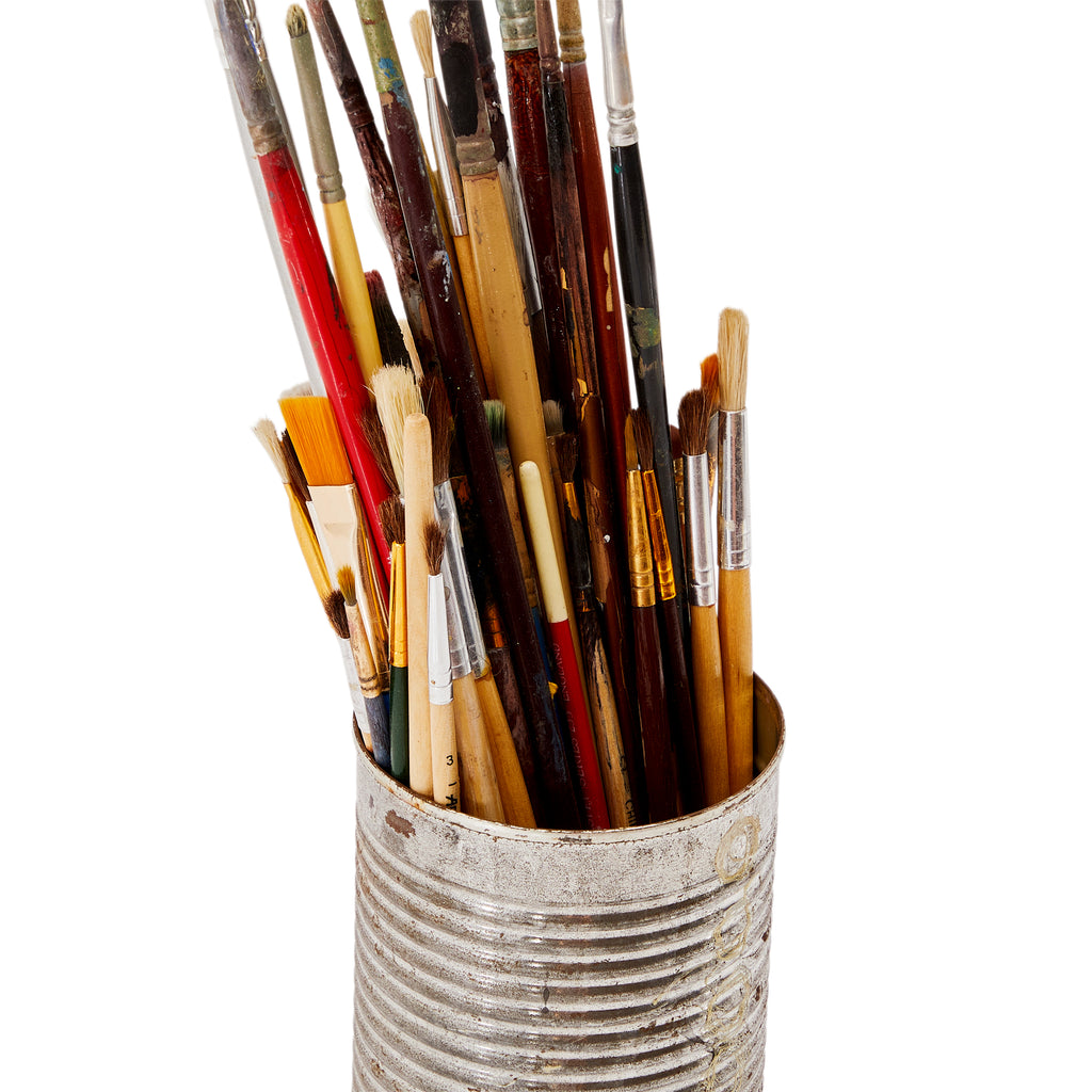 Silver Can with Paint Brushes A (A+D)