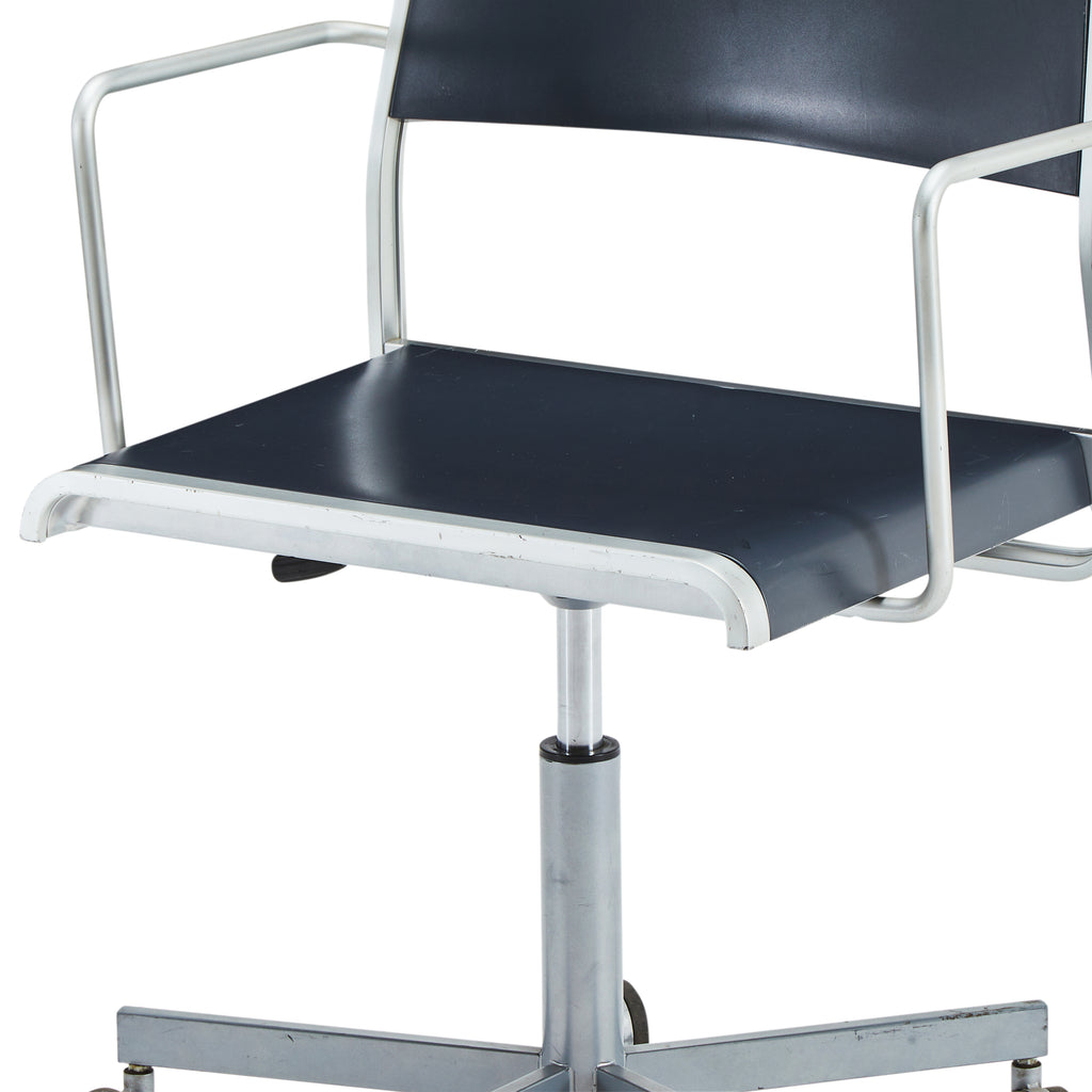 Black Swivel Office Chair