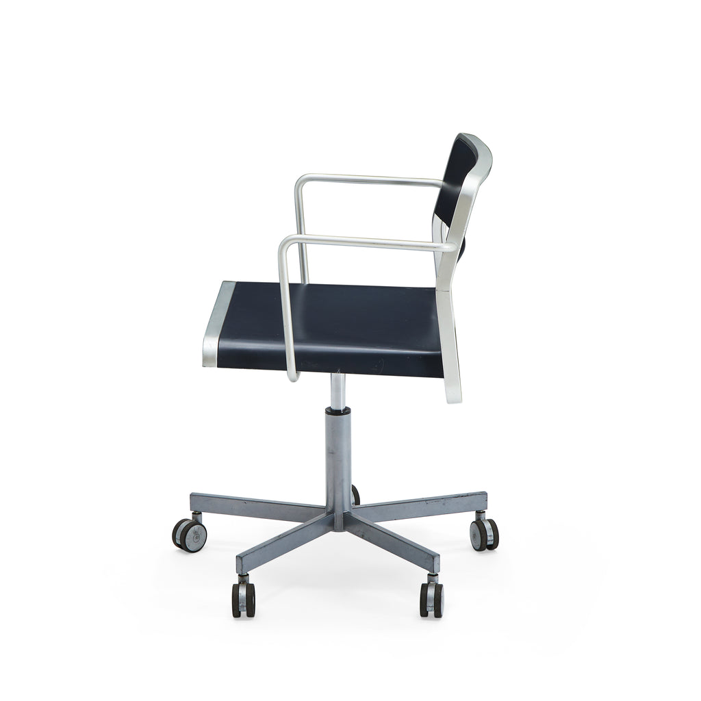 Black Swivel Office Chair