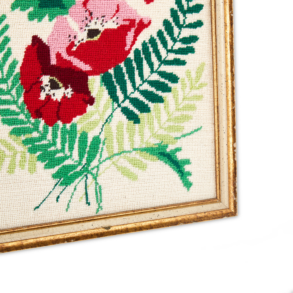 1149 (A+D) Needlepoint Red Poppies Large