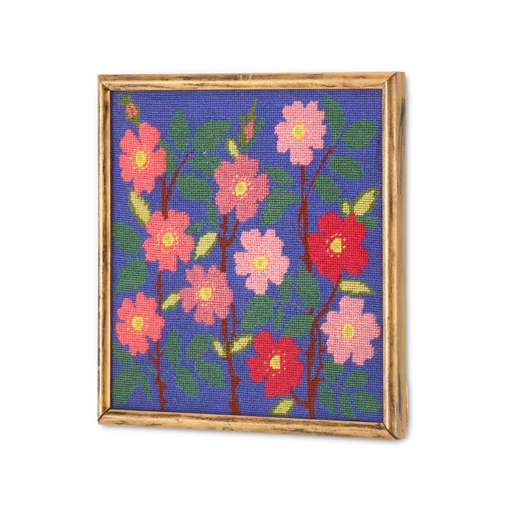 1150 (A+D) Needlepoint Pink Flowers Blue