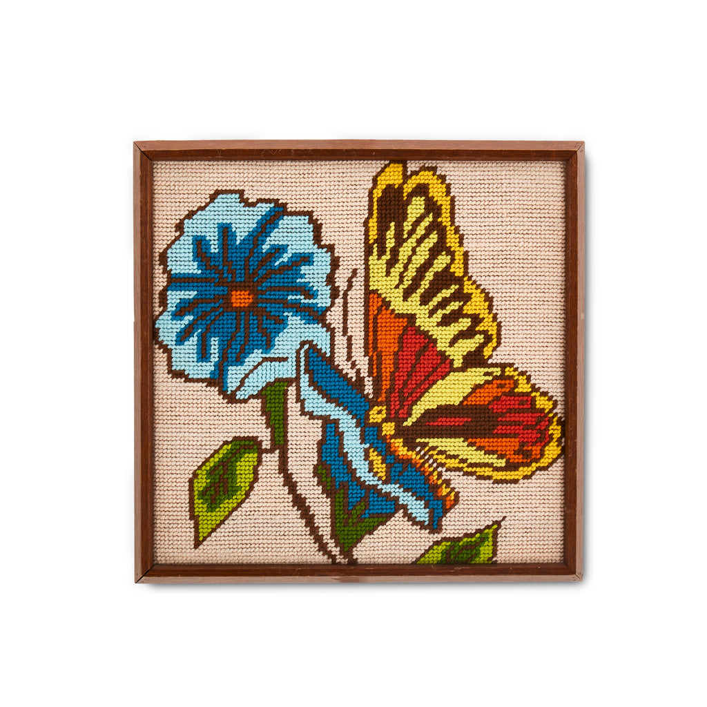 1152 (A+D) Needlepoint Groovy Butterfly