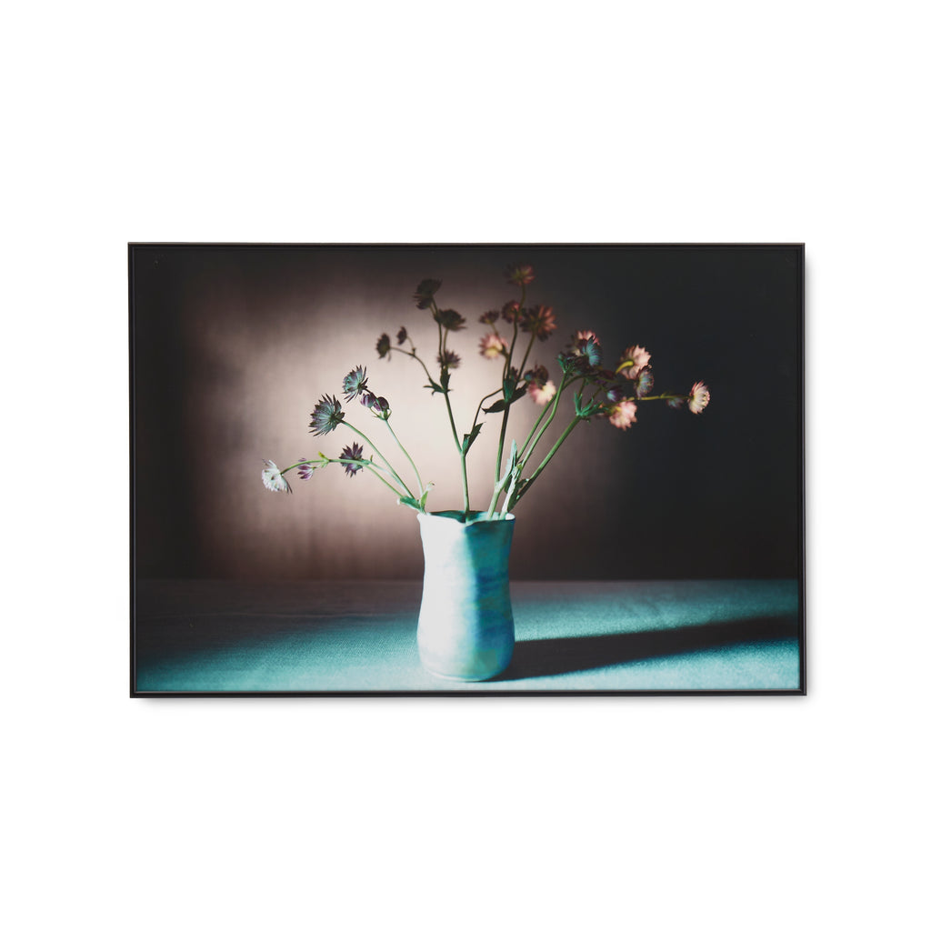 1226 (A+D) Violet Astrantia Green Vase