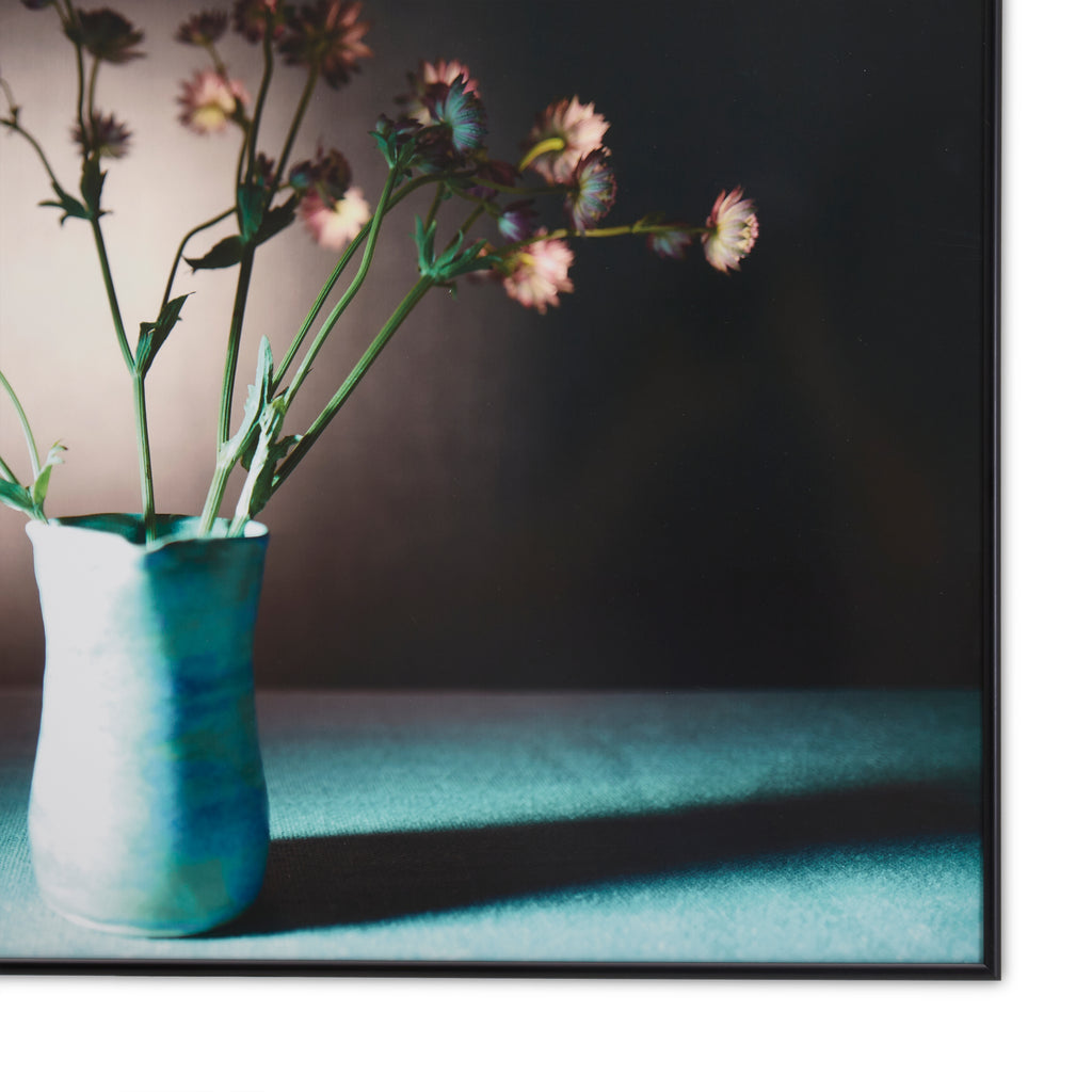1226 (A+D) Violet Astrantia Green Vase