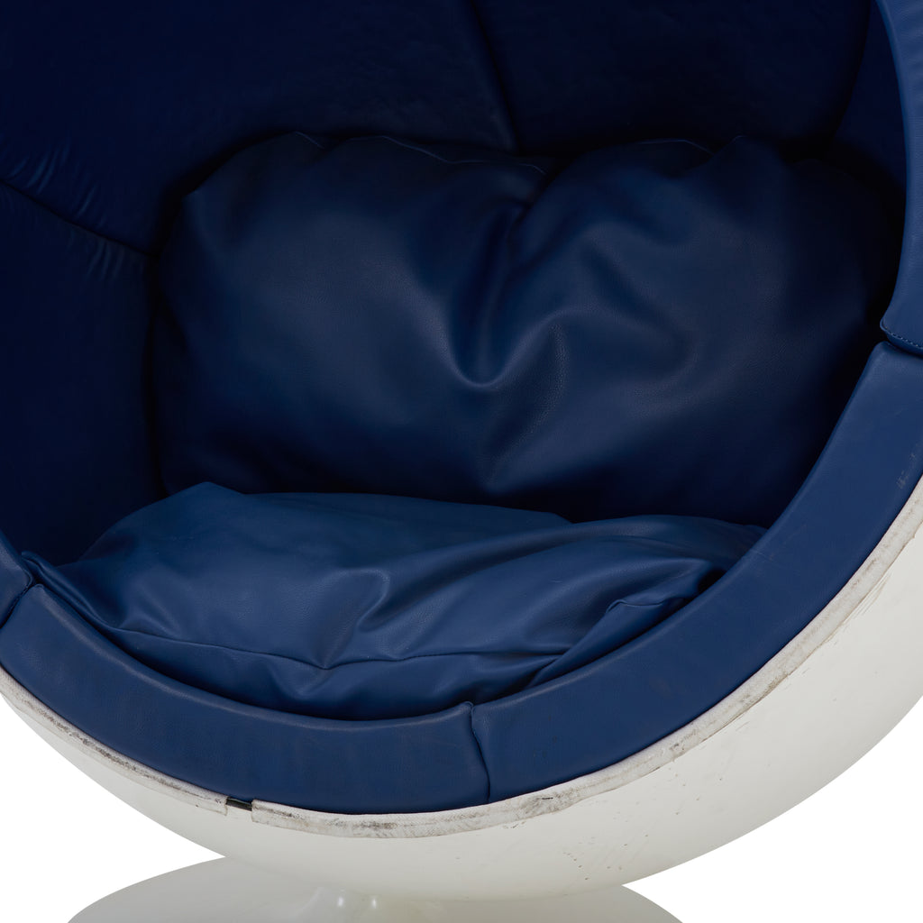 Eero Aarnio Ball Chair - Blue
