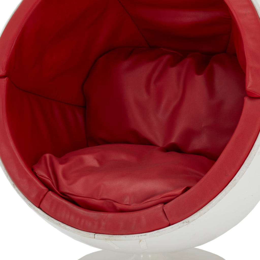 Red & White Eero Aarnio Ball Chair