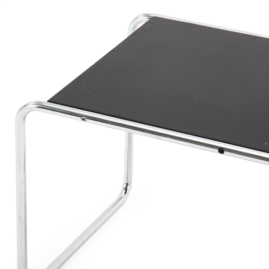 Black Laccio Side Table