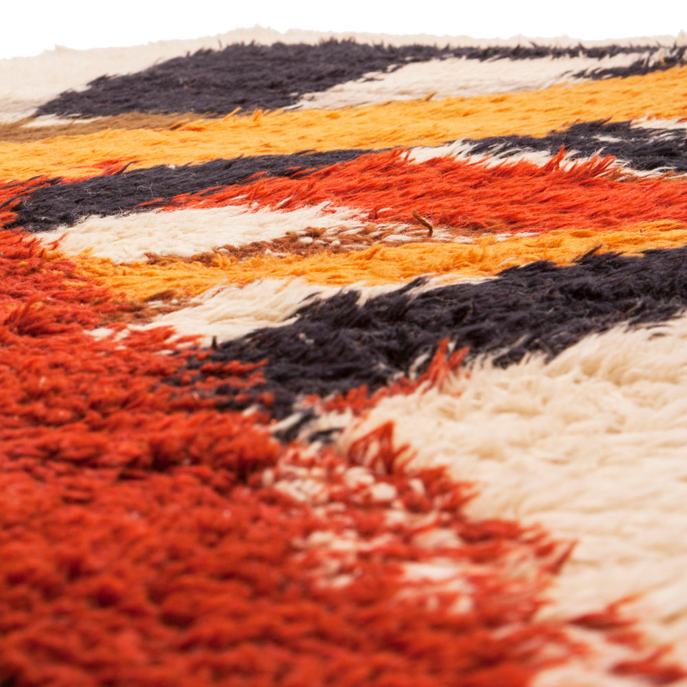 Warm Tones Abstract Lines Rug