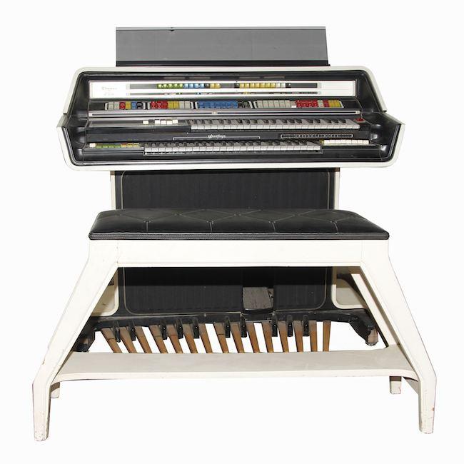 Thomas 2001 Organ + Bench