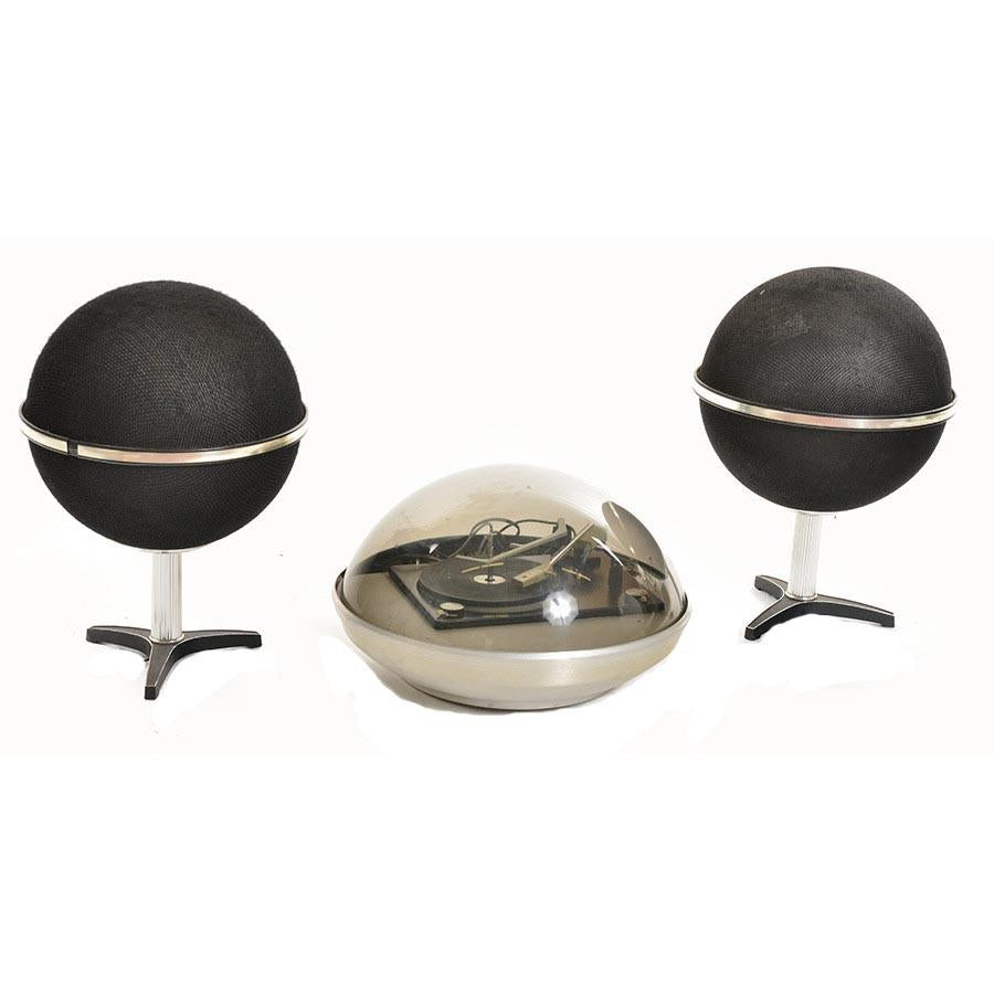 Electrohome Stereo with Speakers - Chrome