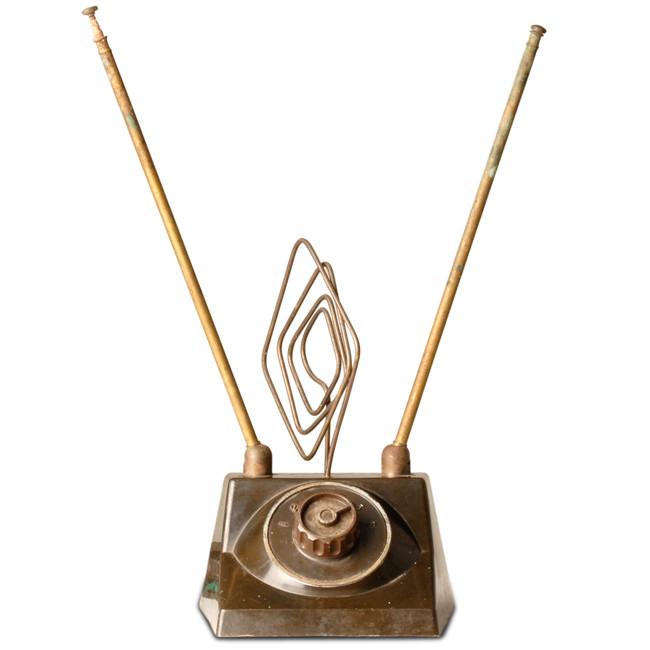 Black and Brass Turn Dial Antenna