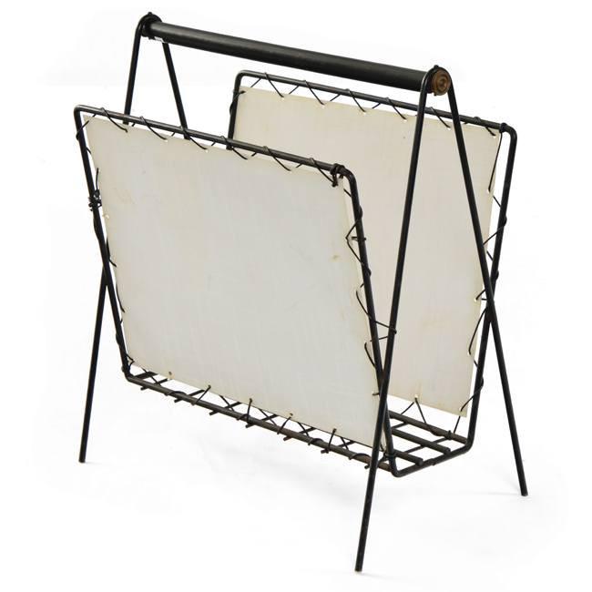 White & Black Wire Magazine Rack