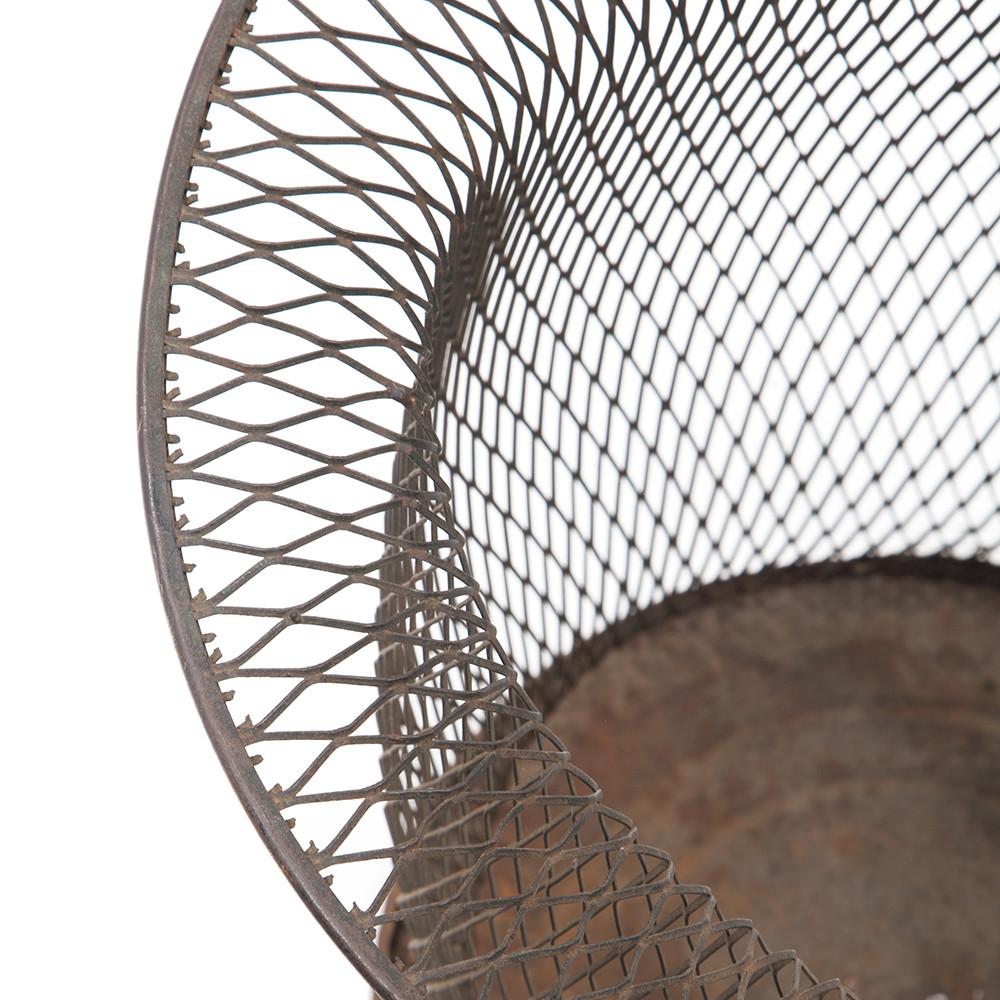 Tulip Shaped Metal Trashcan