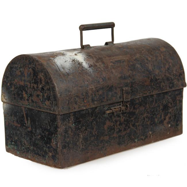 Metal Rustic Toolbox
