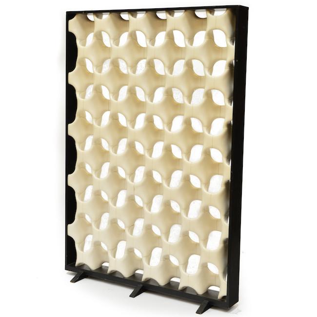 Sculpta Grille -White with Black Frame