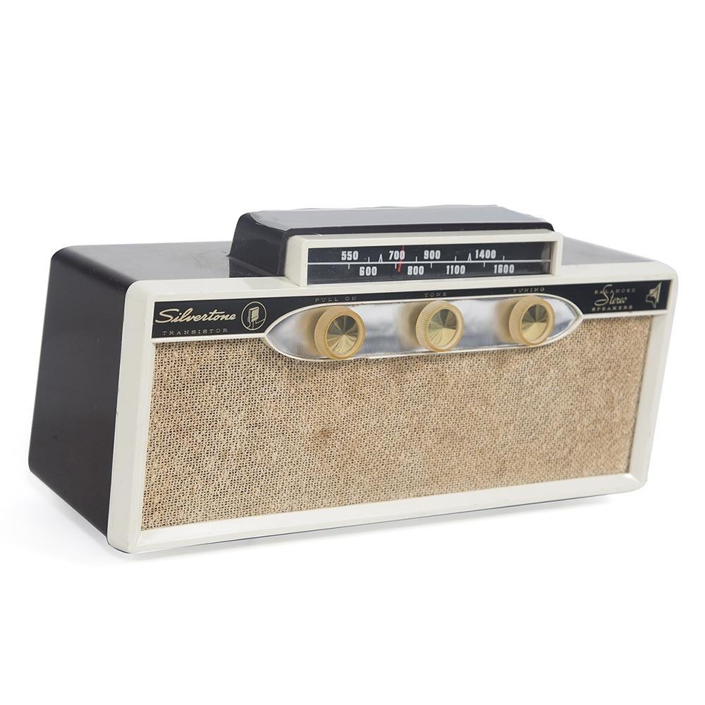 Silvertone Radio