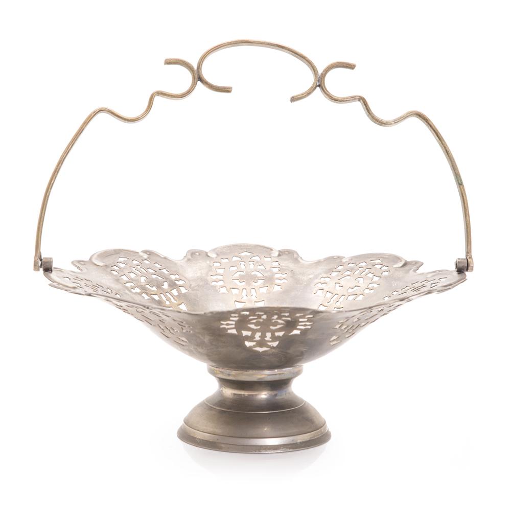 Silver Metal Basket (A+D)