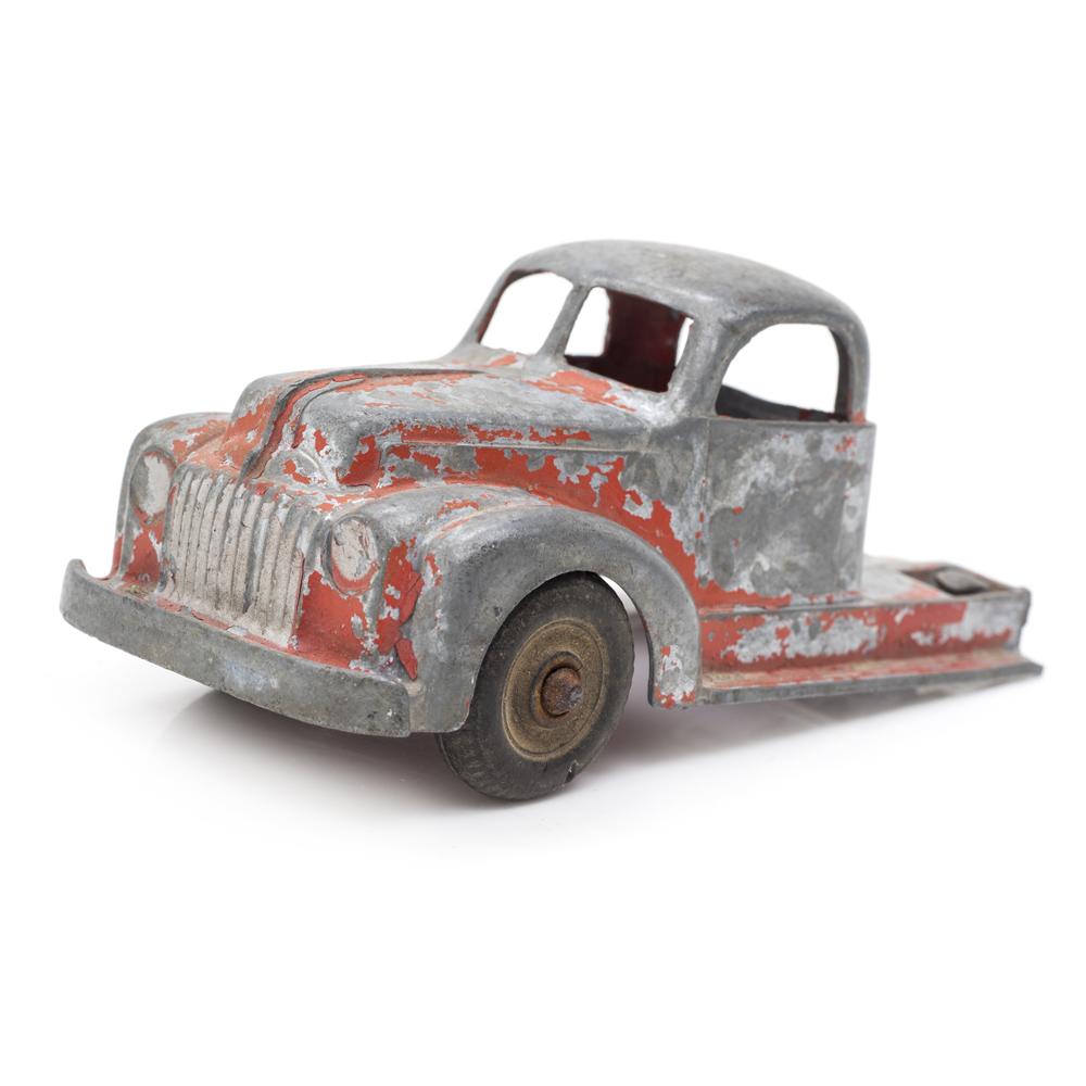 Grey Rustic Toy Pickup (A+D)