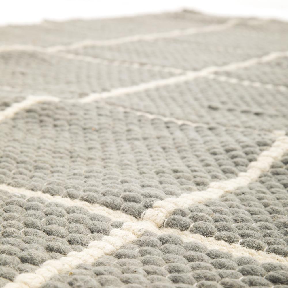 Grey and Cream Cross Hatch Rug