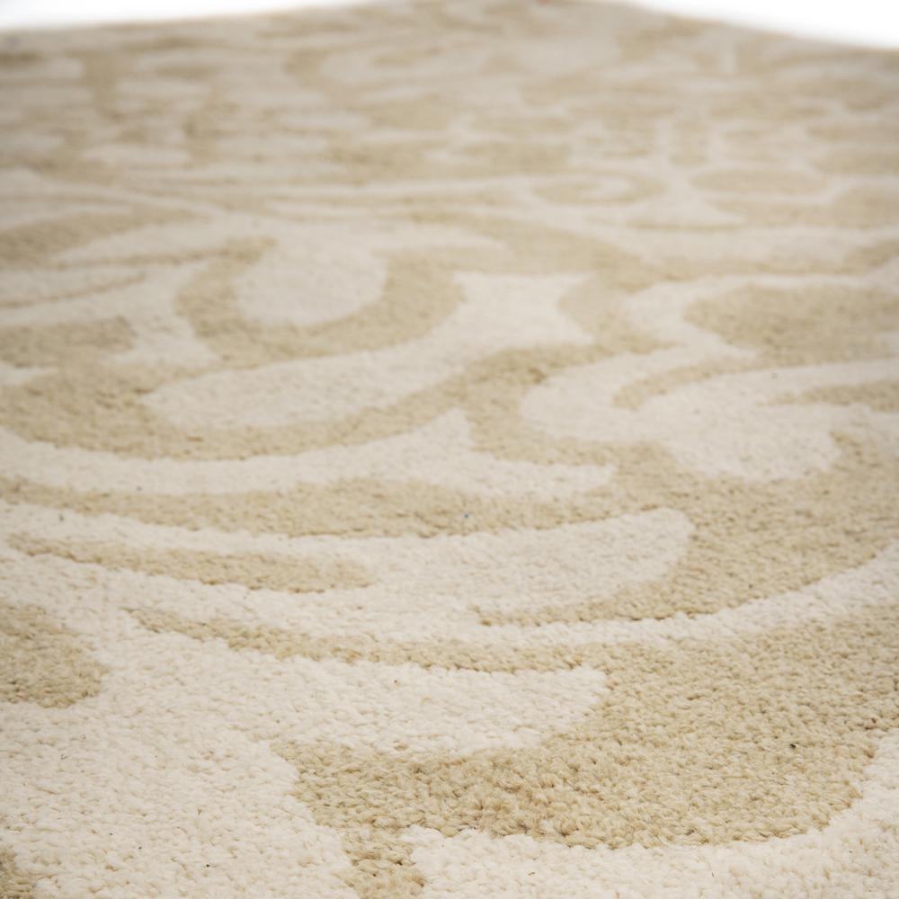 Tan Floral Pattern Rug