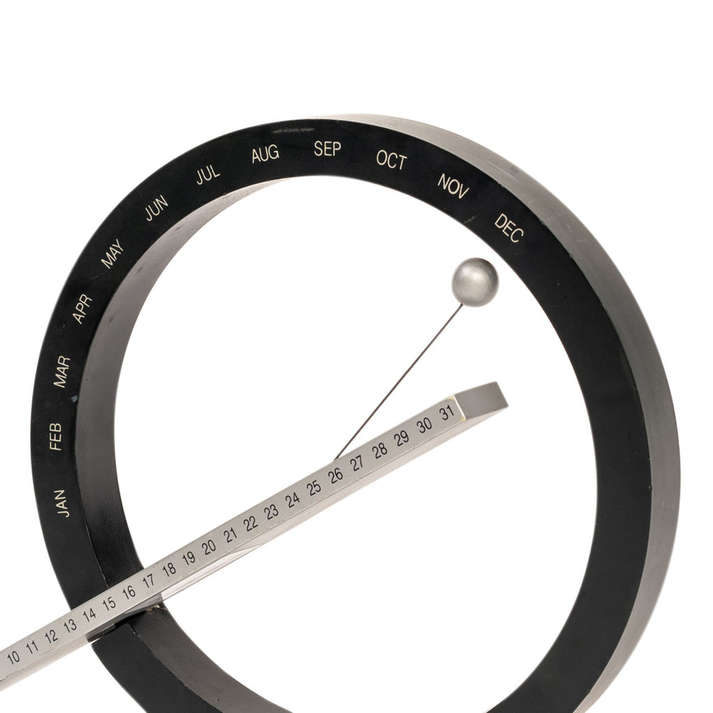 Black & Orange Abstract Circle Minimalist Desktop Calendar
