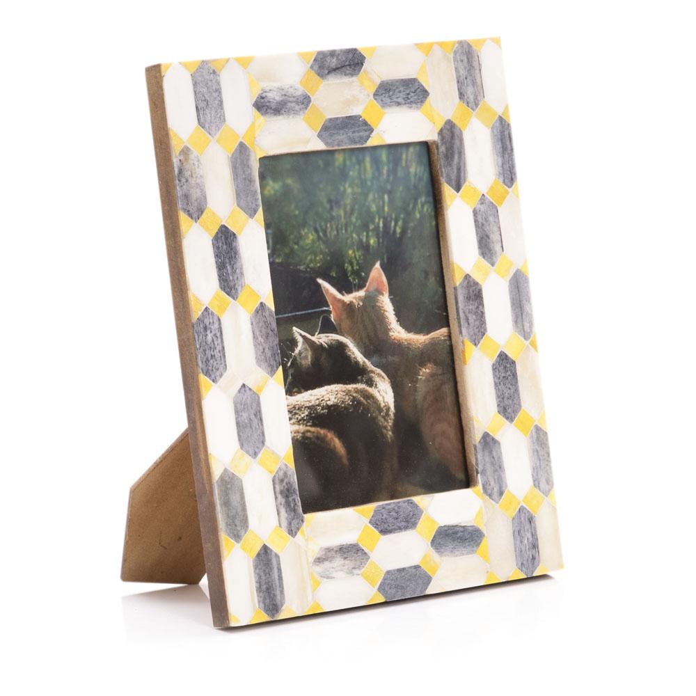 0928 (A+D) Kitties Sunset Yellow Mosaic