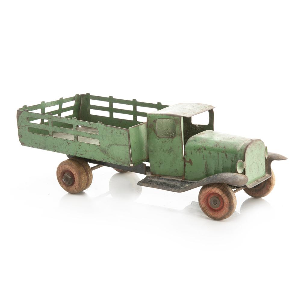 Green Rustic Truck (A+D)