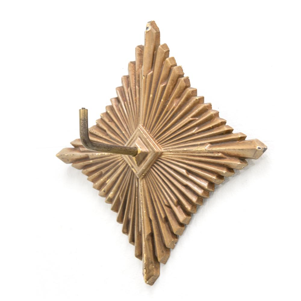 8 - Day Diamond Clock