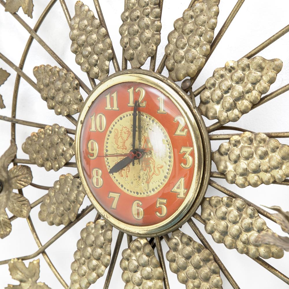 Zenith Grape Leaf Motif Wall Clock
