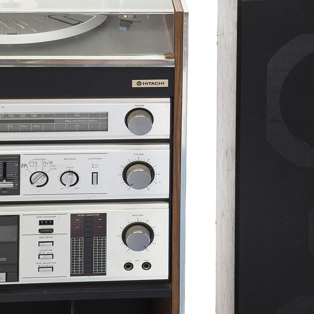 Hitachi Wood Stereo System